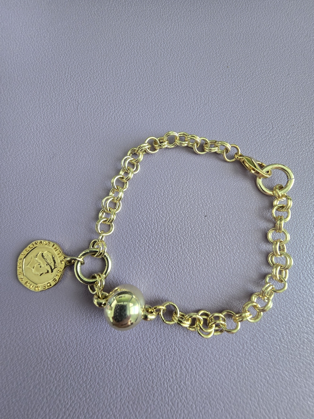 Gold Tone Chain Charm Bracelet with Hanging Coin, Like New! - Picture 2 of 8